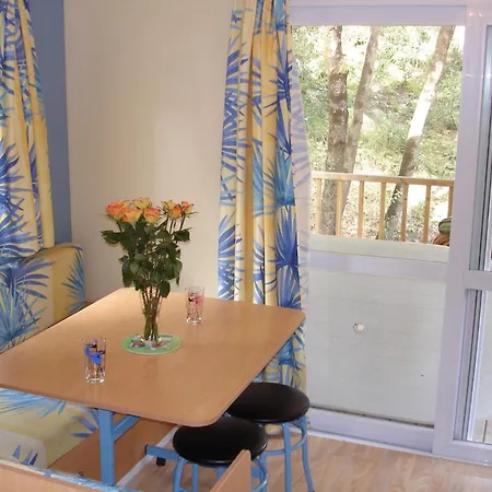 Campeggio Les Pins De La Coubre 3*