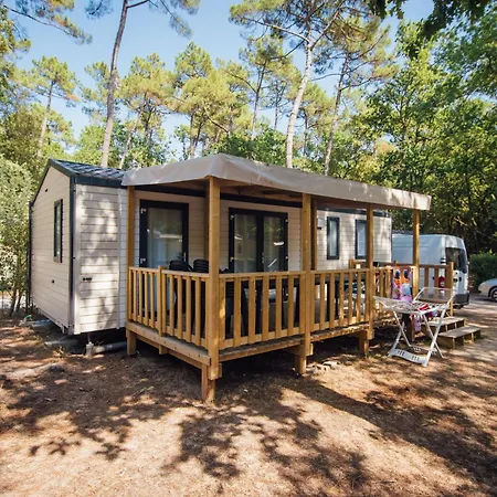 Les Pins De La Coubre Campeggio Les Mathes