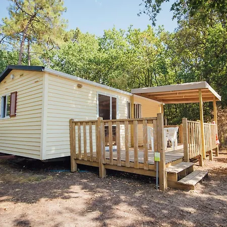 Les Pins De La Coubre Parque de Campismo