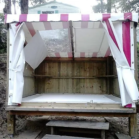 Campeggio Les Pins De La Coubre 3*