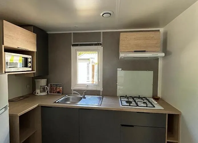 Les Pins De La Coubre 3* Les Mathes