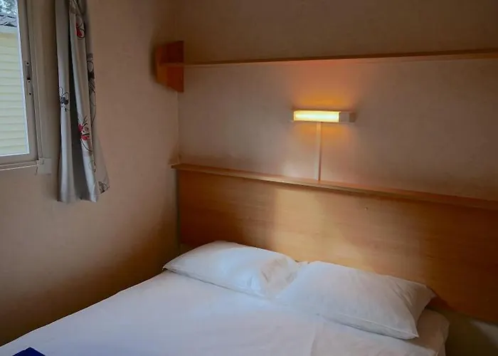 Camping Les Pins De La Coubre Les Mathes