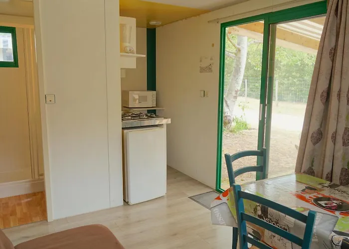 Camping Les Pins De La Coubre