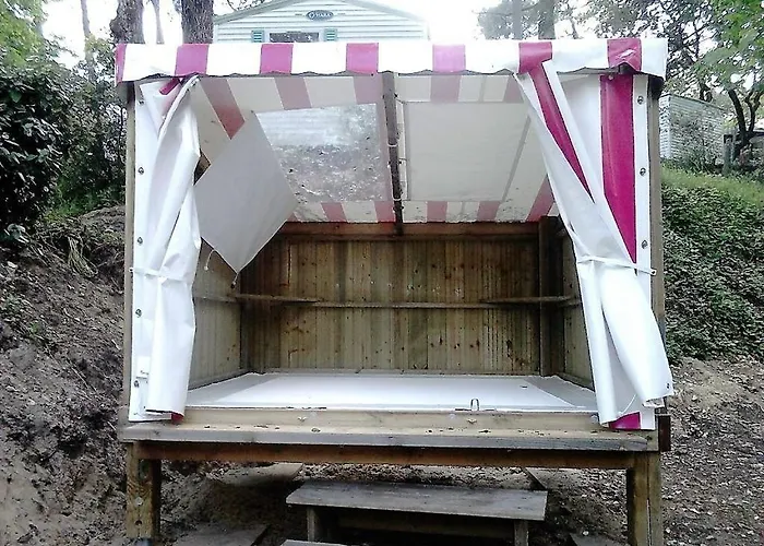 Camping Les Pins De La Coubre 3*